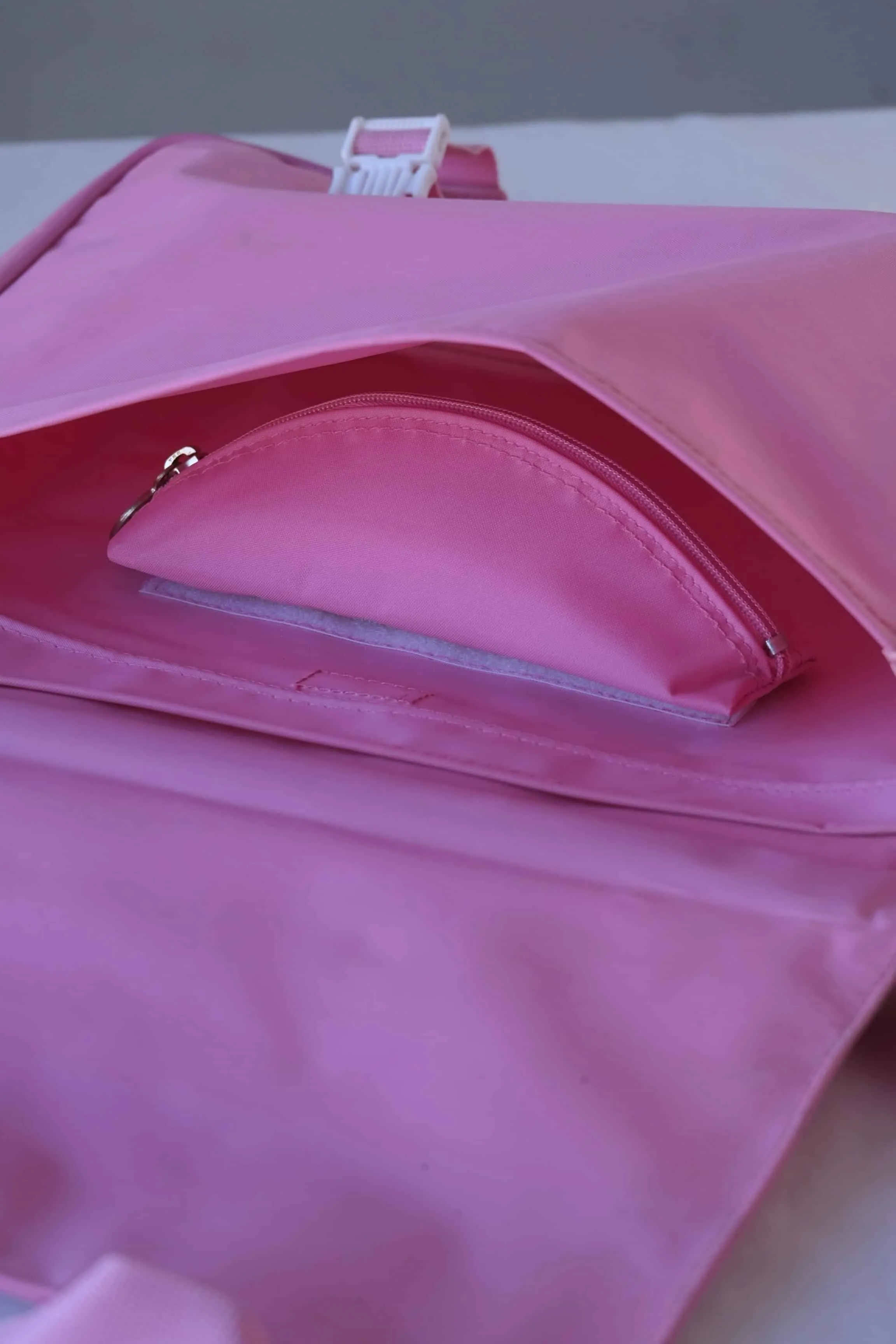 SNAUWAERT 80's Messenger Bag